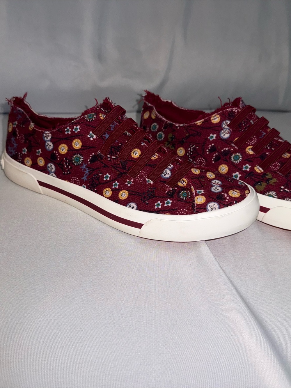 Women’s Casual Slip-On Sneakers in Burgundy Floral Worn Once